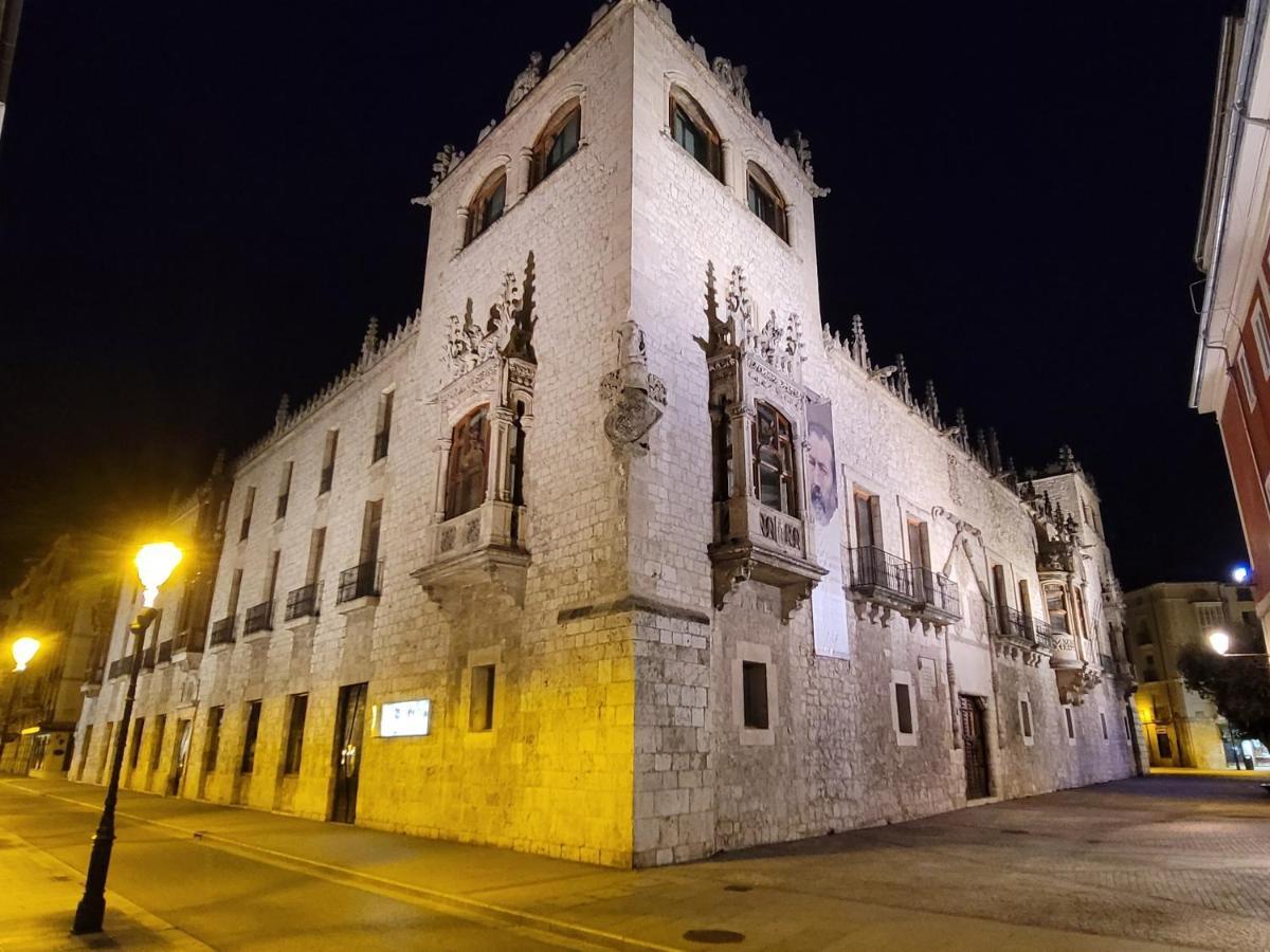 Burgo Mia Suites I Centro Historico - Parking & Wifi Free מראה חיצוני תמונה